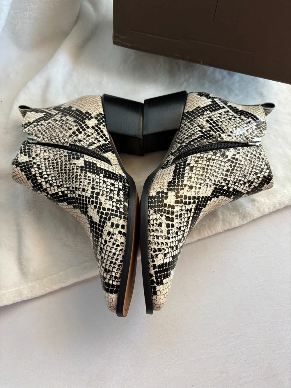 Linea Paolo Sochi2 Snake Print Leather Bootie Size 8.5 NIB